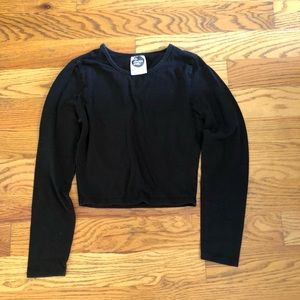 Plain black long sleeve crop top